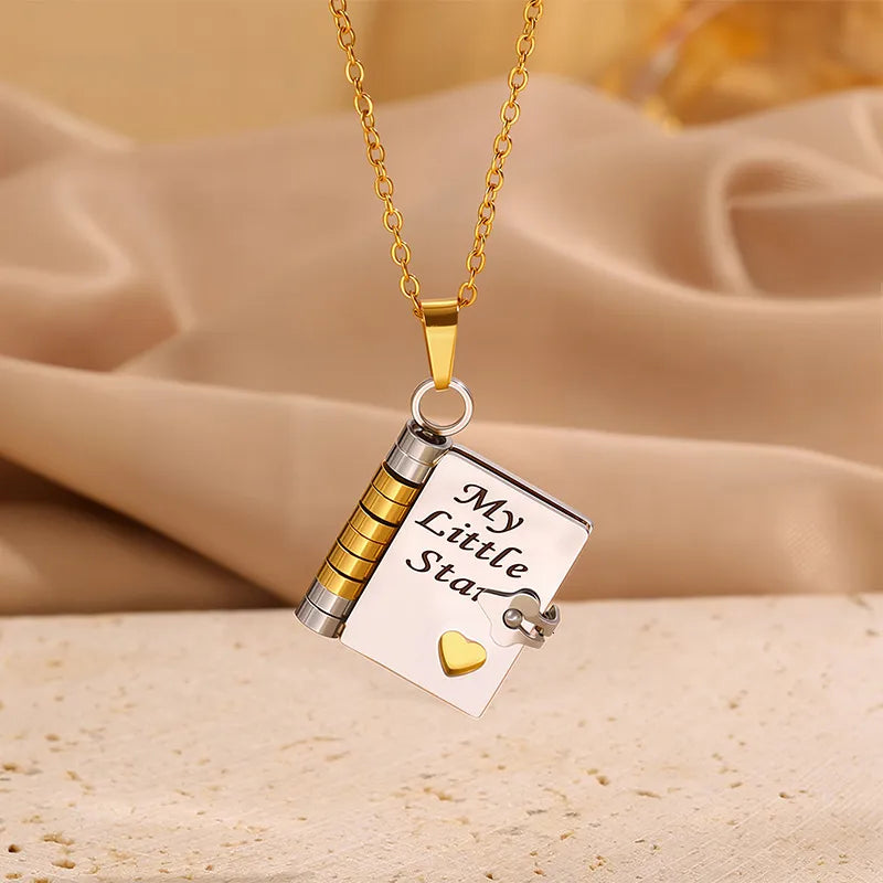 Collar Libro de Estrellas Eterno Personalizado