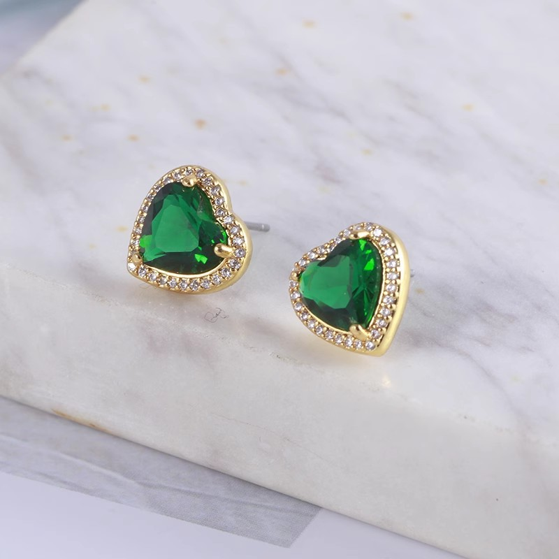 COFRE ROSS CORAZÓN ETERNO DE VIDRIO Y SET DE COLLAR Y ARETES AURORA