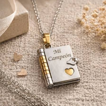 Collar Libro de Estrellas Eterno Personalizado